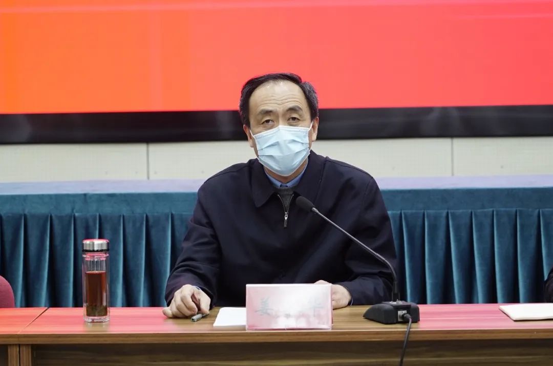 姜永华指出,港闸要紧扣市委新部署新要求,立足较好的发展基础,以此次