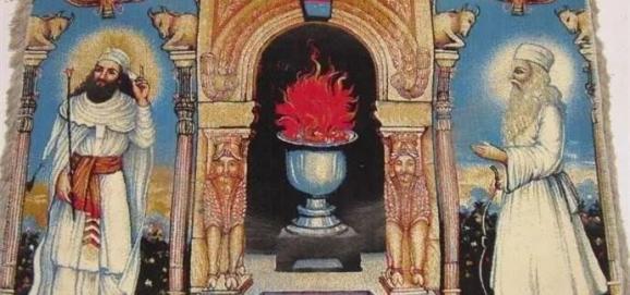 波斯的拜火教认为火是神圣的,而凡人呼出的气体是不洁的,故在祭祀的