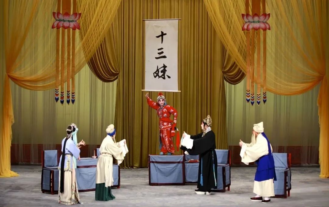 劉桂娟,劉淑雲,姬鵬等秦香蓮主演:趙秀君,孟廣祿,張克,馬連生,孫麗英