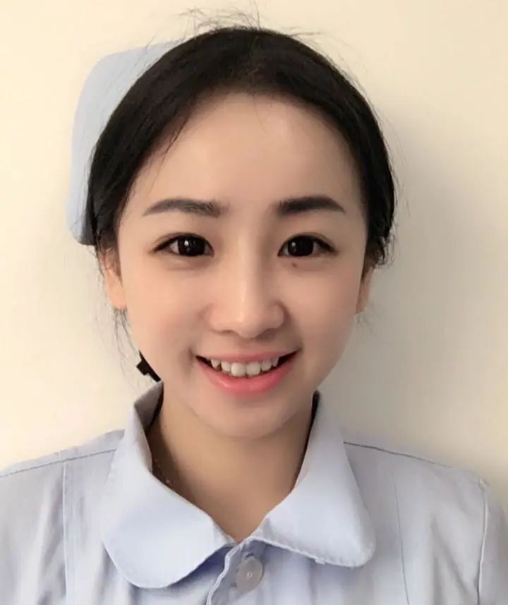 人美心善建德90后援鄂护士为战友手绘加油卡片