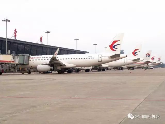 963.jpg