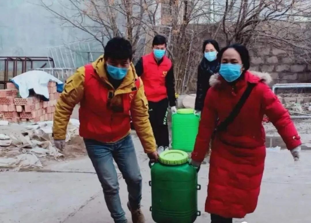 【雷锋月】向疫情中逆行的雷锋精神致敬
