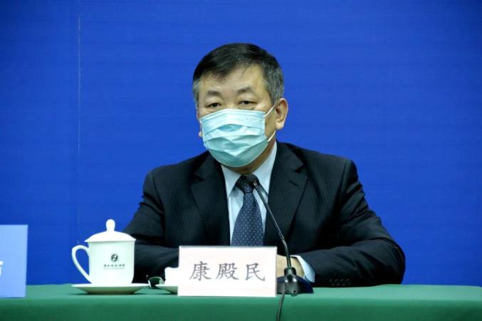 康殿民答:我省疾控系统在疫情防控中充分发挥专业技术优势,在第一时间