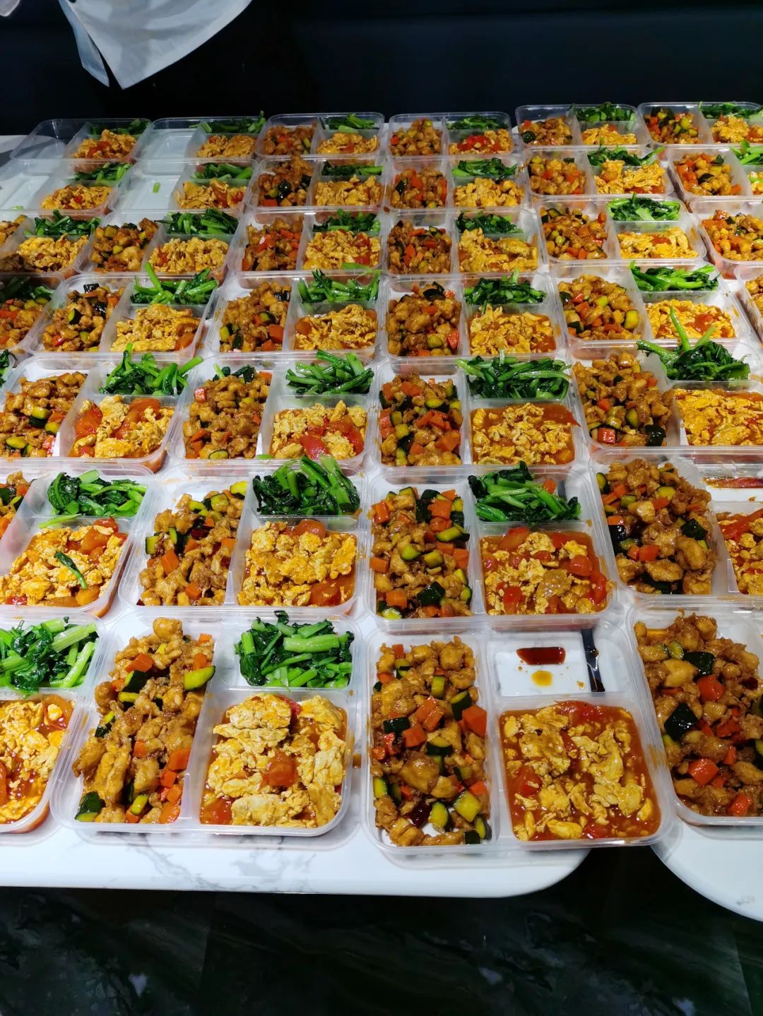 内蒙古第四医院内二科主任 李月梅随后记者来到嵘泰大酒店,嵘泰大酒店