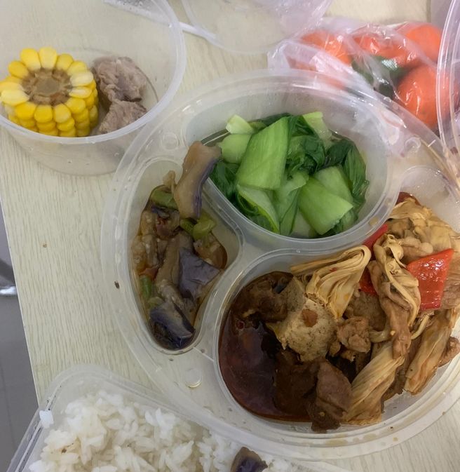 隔离点的饭菜