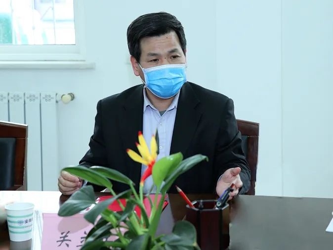 推动喜报制度落实,3月16日,文峰区法院党组书记,院长关立兵,党组成员