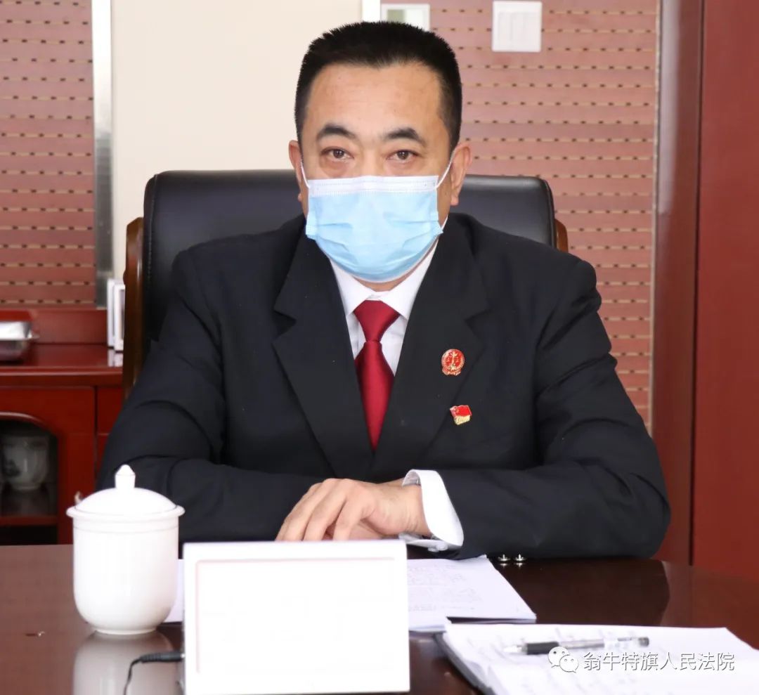 院党组成员,审委会专委刘显军院党组成员,纪检组长王薇院党组成员,副