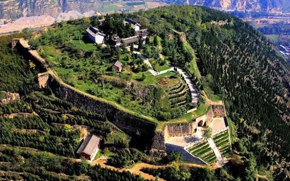 天水市麦积区卦台山景区图片来源于网络天水市麦积区石门山景区图片