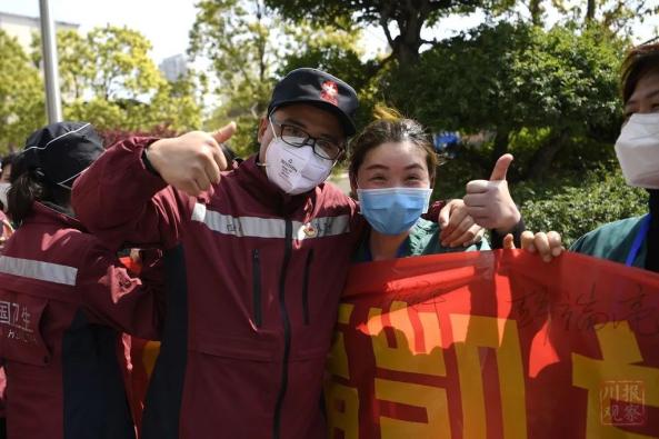 凯旋 | 四川534名援助湖北医疗队队员抵达成都！