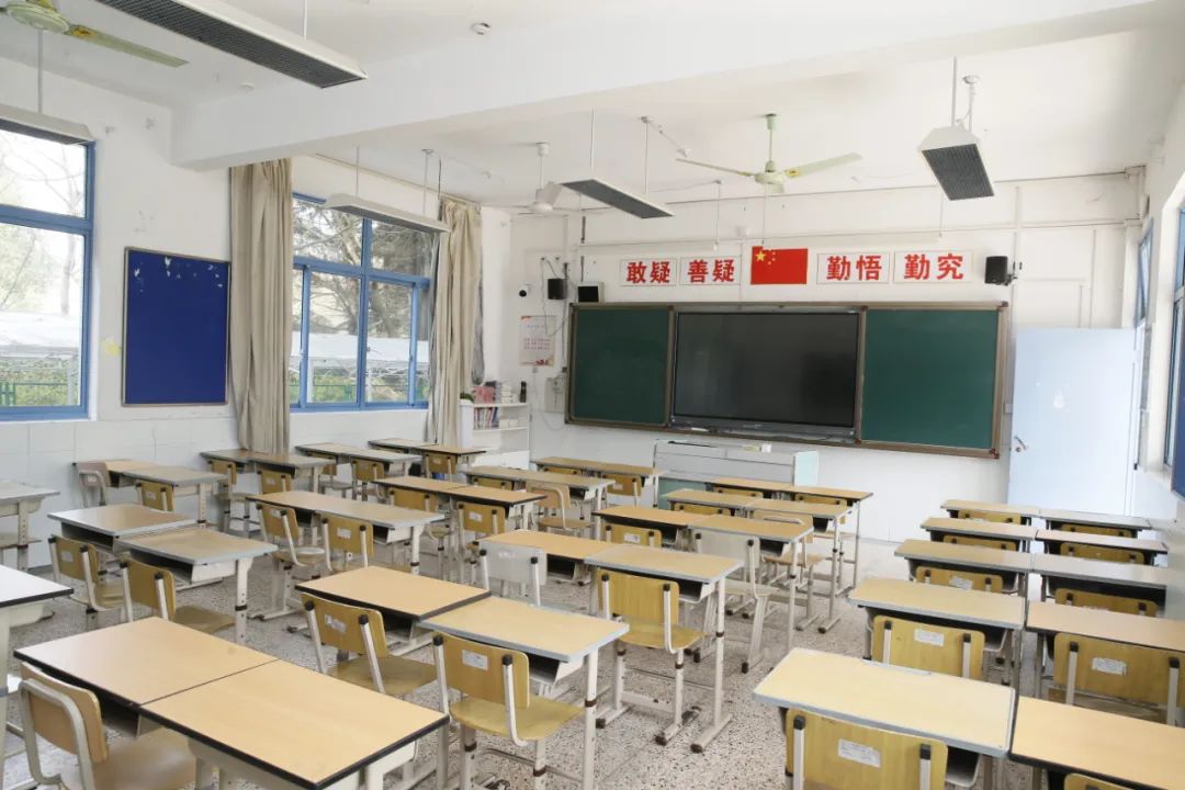松江新校提前看!三新学校东部校区今天举行校园开放日活动