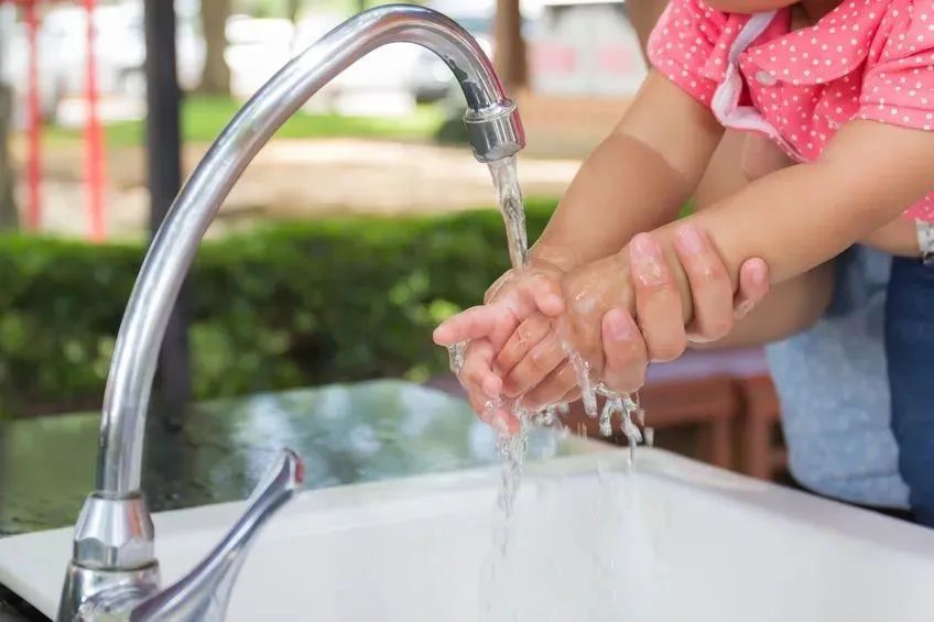 准妈妈课堂如何帮助宝宝养成良好的洗手习惯