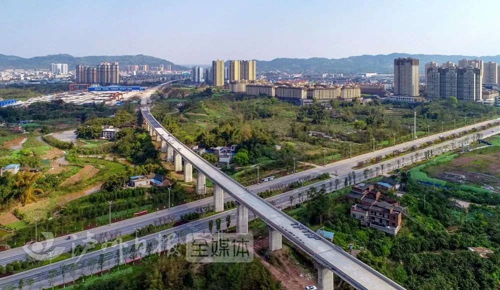 泸州段全线首次航拍来了!川南城际铁路已建成这样