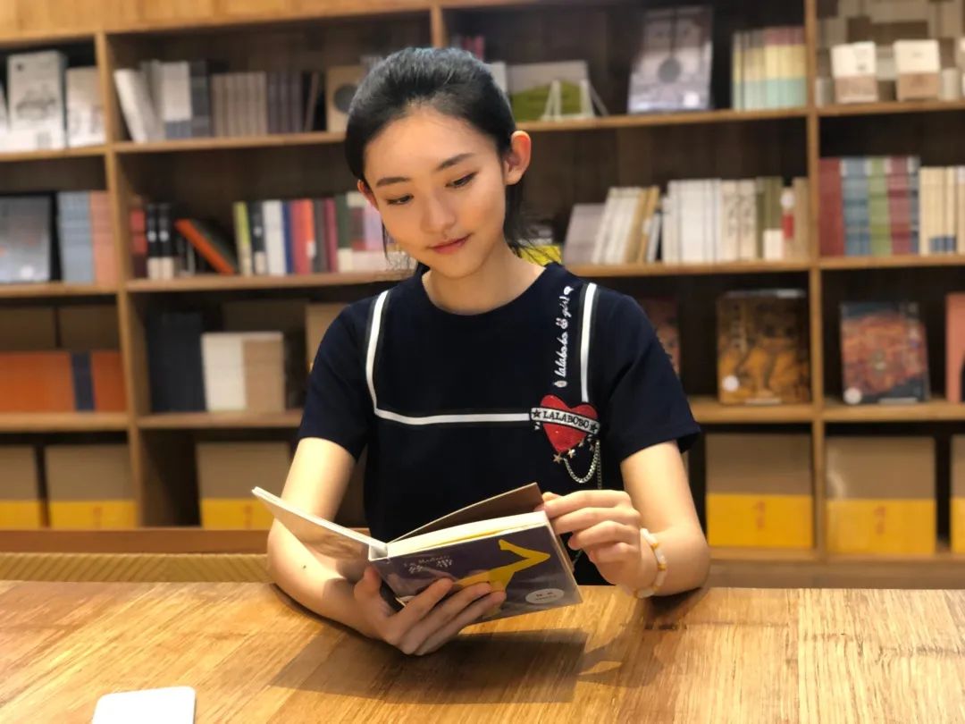 传传说大阅城借阅榜最热门的十本书你都知道吗