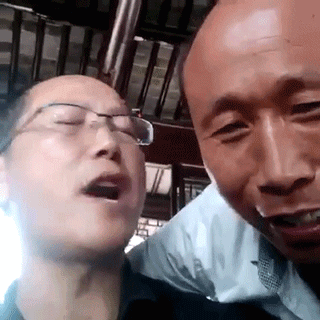 专访雄鹰高飞表情包教主的魔幻物语