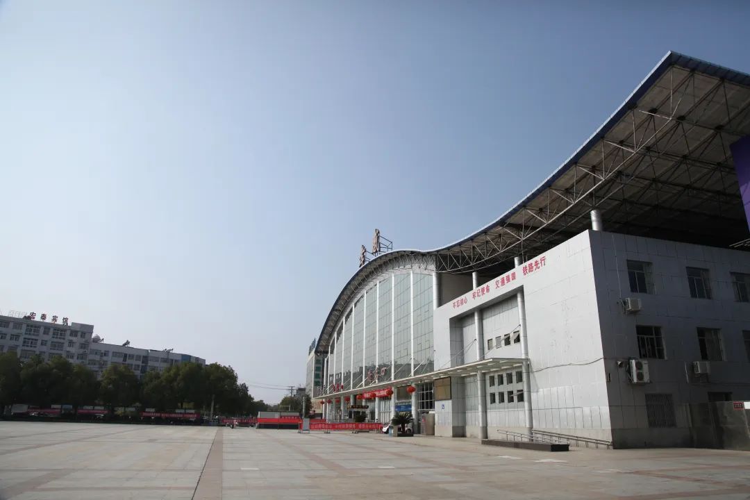 我在恢复客运的湖北火车站听了几个故事