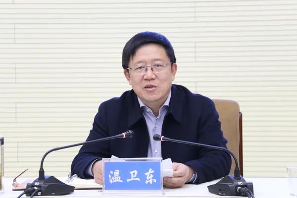温卫东同志到市公安局调研公安工作