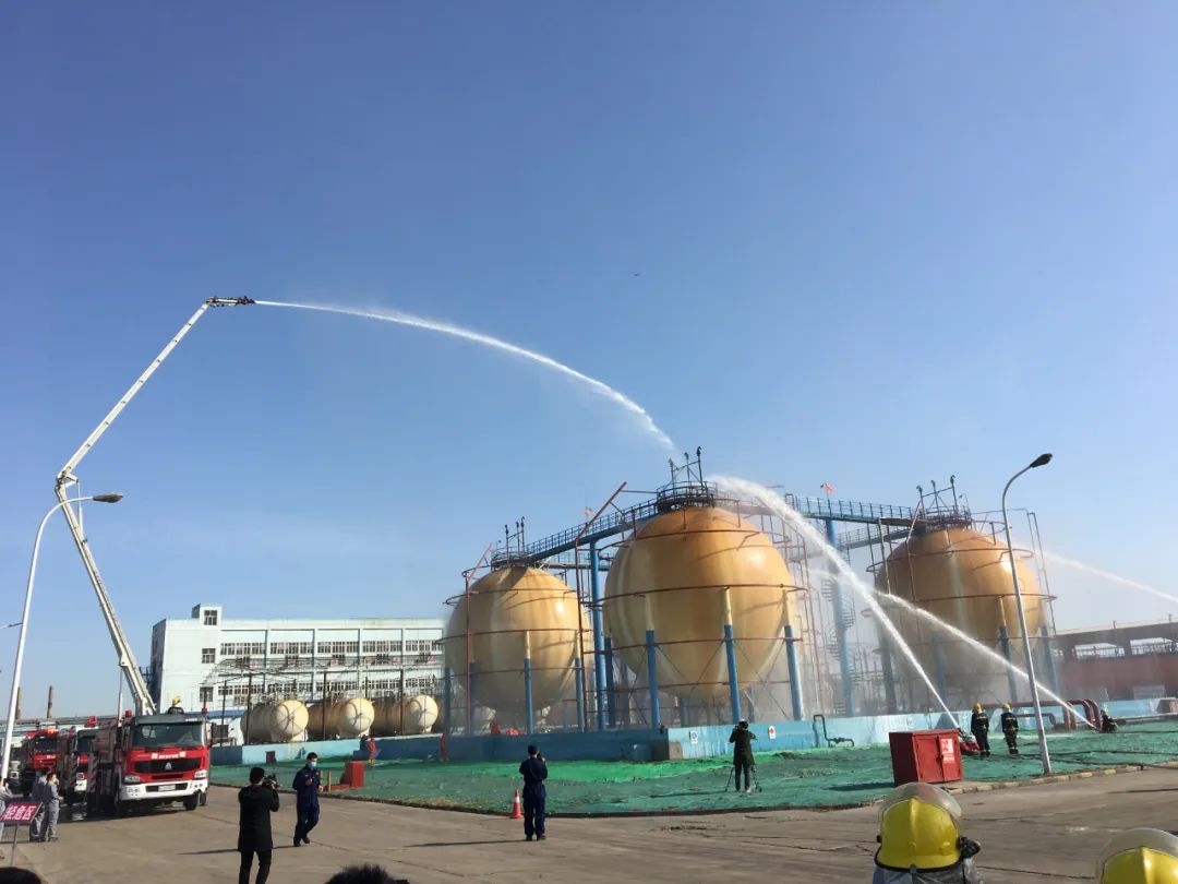 今天上午,鸿锐集团发生火灾?真相来了!