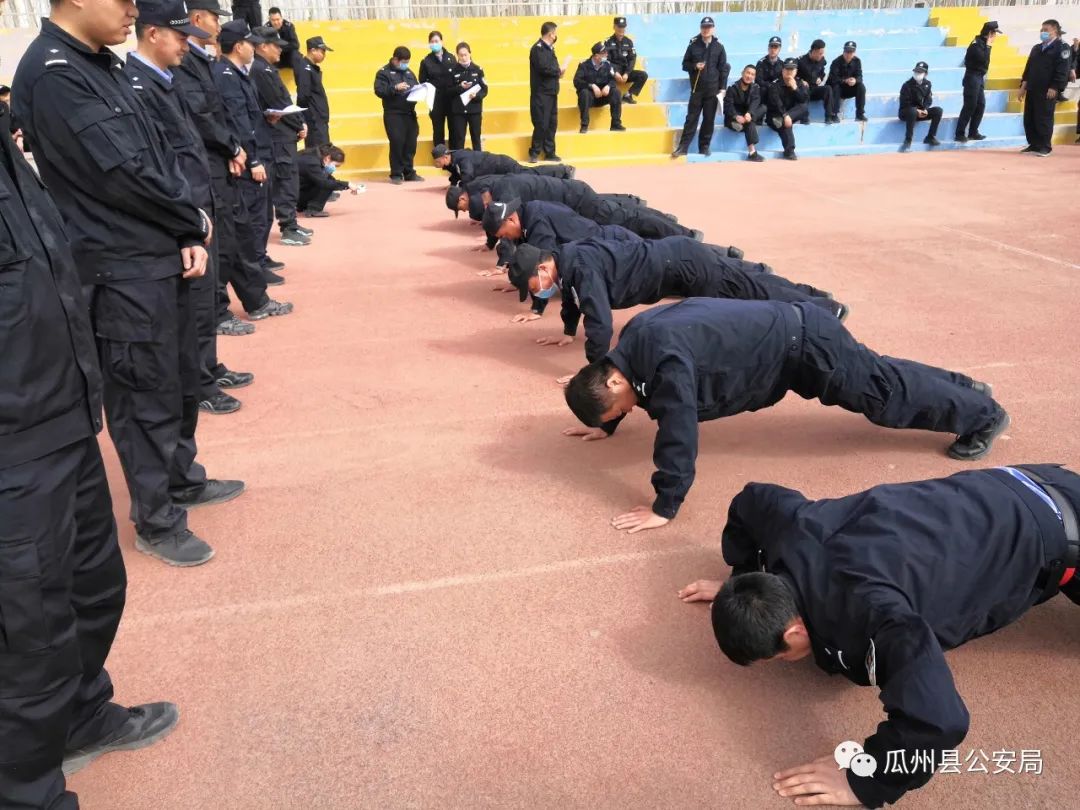快看!一大波警察蜀黍强势来袭