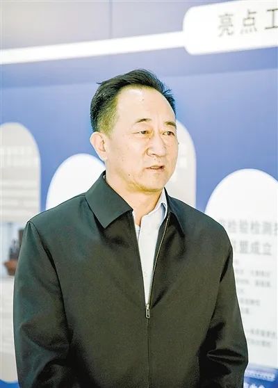 坚持问题导向目标导向 擦亮市场主体文明窗口记者 张旭青薛宏表示