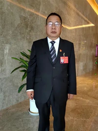 市人大代表,城东区委书记 刘波目标同向自我加压实现新作为紧紧围绕