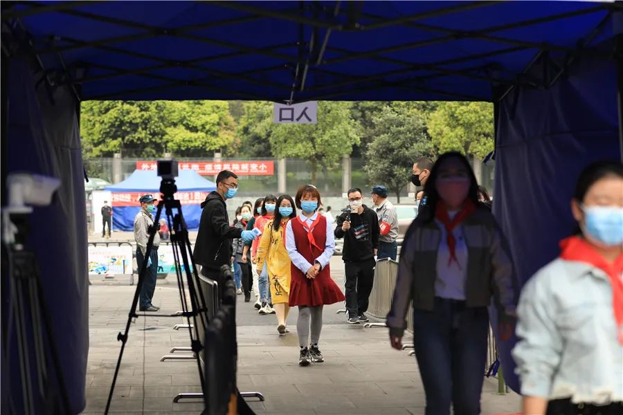 和盛小學通平小學鎮子小學鵬程小學花都小學光華新城園和盛友慶園和盛