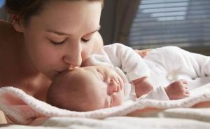 女孩因一吻感染疱疹病毒致瘫痪，“致命一吻”究竟是怎么回事