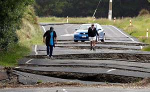 旅行中的危机管理：几位地震亲历者的故事