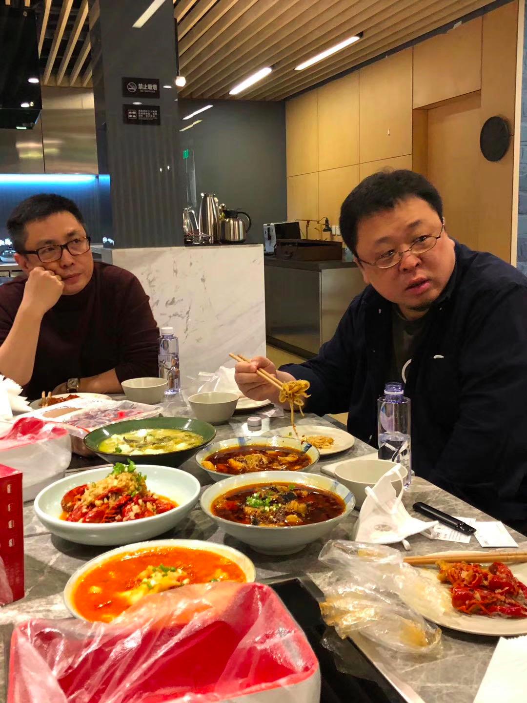 罗永浩金主爆签约内幕 为拿全网最低价舍弃百万佣金 财经 澎湃新闻 The Paper