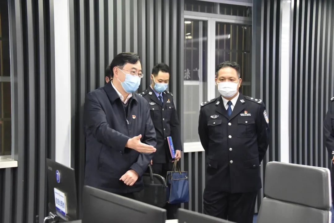 厅党委书记陈旭东到英德监狱检查指导疫情防控工作