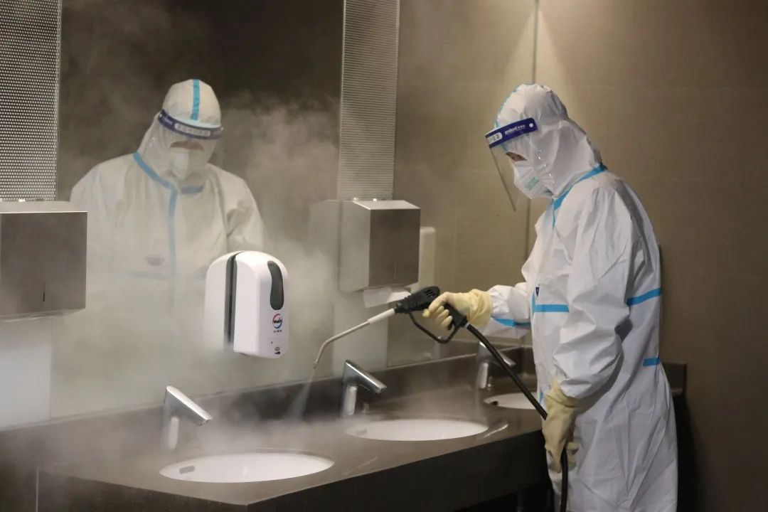 强力新设备!白云机场引进高温蒸汽消毒机