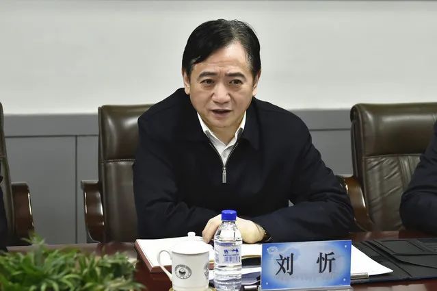 图片来源:东北师范大学官网(资料图)事实上,刘忻对"数字城市"的研究