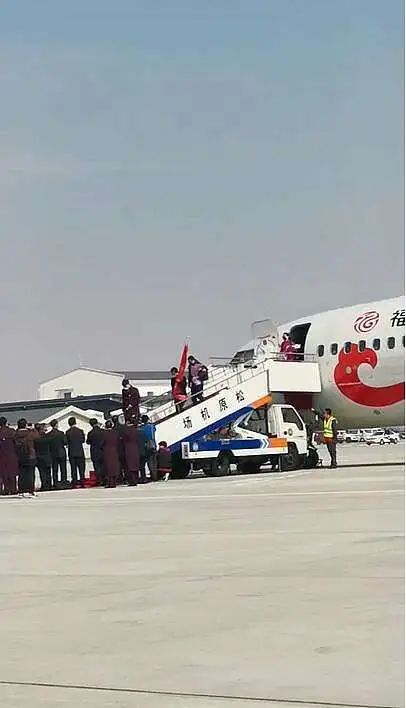 欢迎英雄回家白山松原公主岭交警部门以最高礼遇迎接英雄凯旋