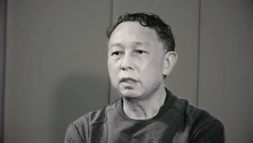 便利,以人划界,搞山头,利用老熟人,老战友,老乡等身份,大搞团团伙伙