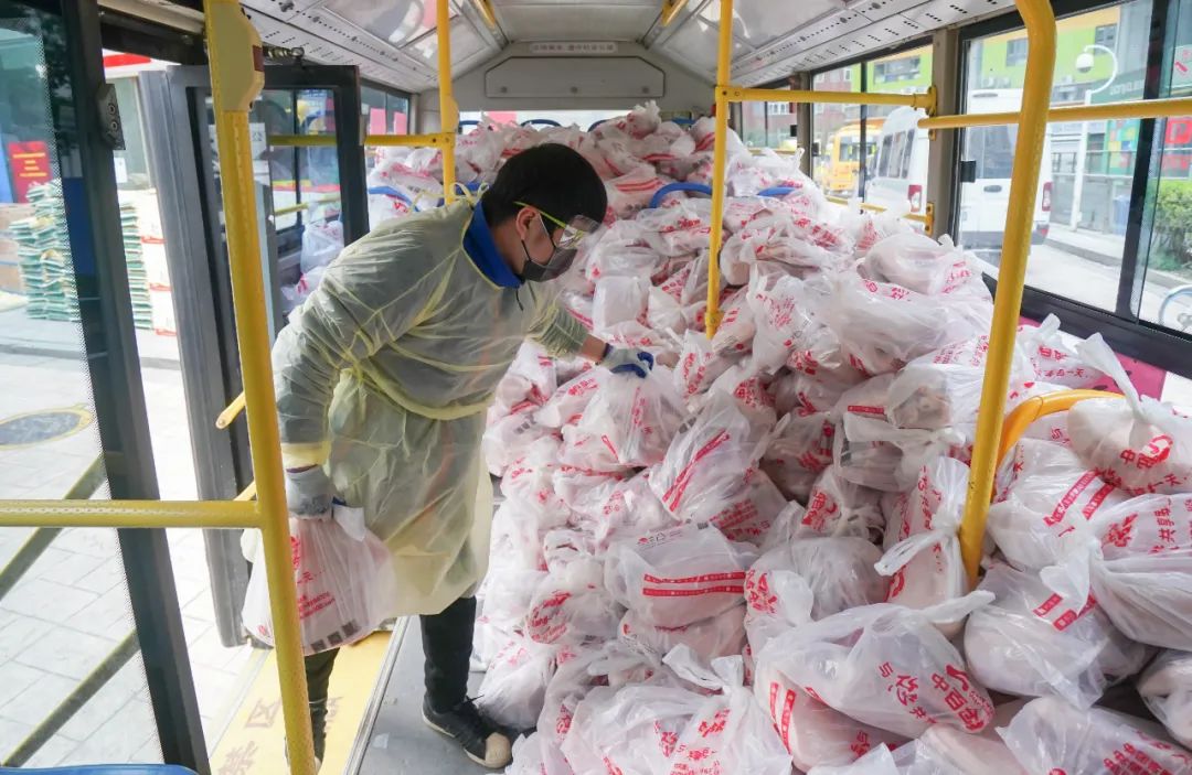  当年疫情武汉的真实情况(当初武汉疫情)