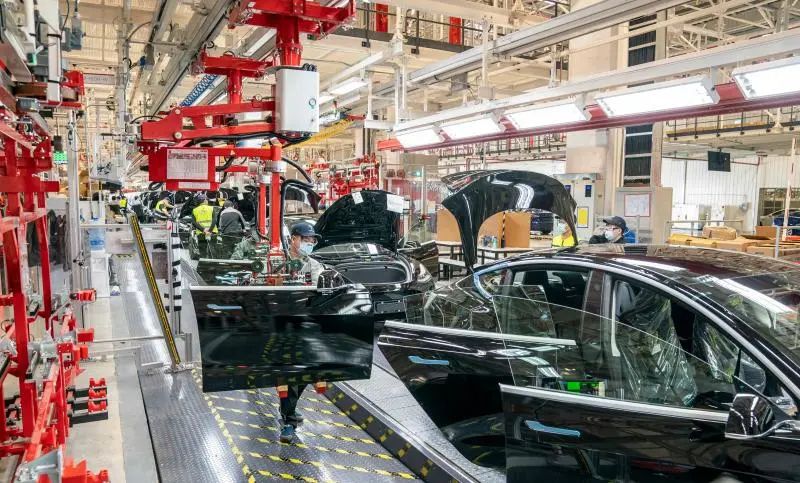 聚焦特斯拉上海超级工厂生产线