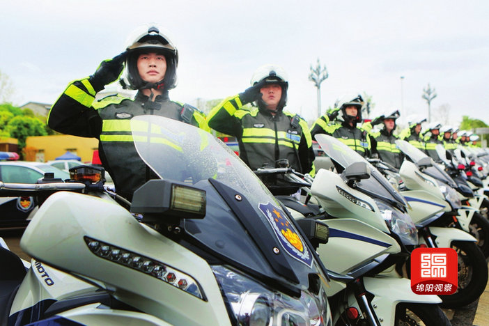 风里雨里就等你!绵阳援湖北医疗队队员全部返绵