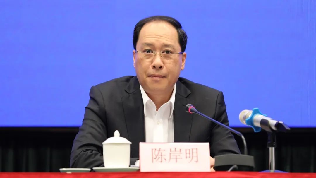 陈岸明表示,广东制造业全面落实国家,省委省政府推进工业企业复工复产