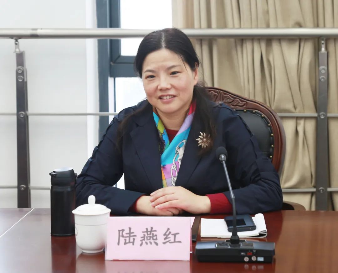 港闸法院陆燕红院长表示,目前南通市正在推进学习苏州"三大法宝"活动