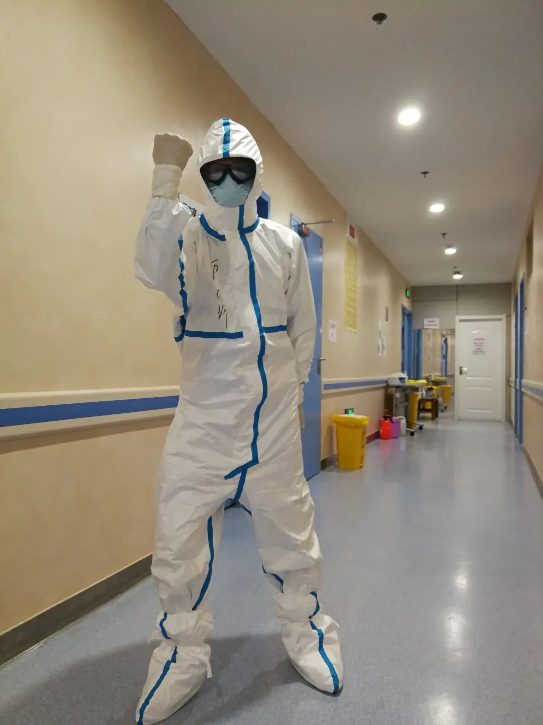 最美抗疫统战人物援鄂医生九三学社社员唐光政