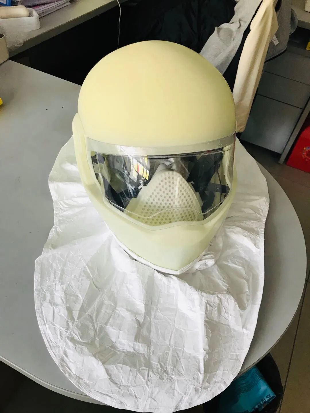 可拆卸使用一个月的防护口罩,能连麦有gps定位的防护头盔…这家嘉定