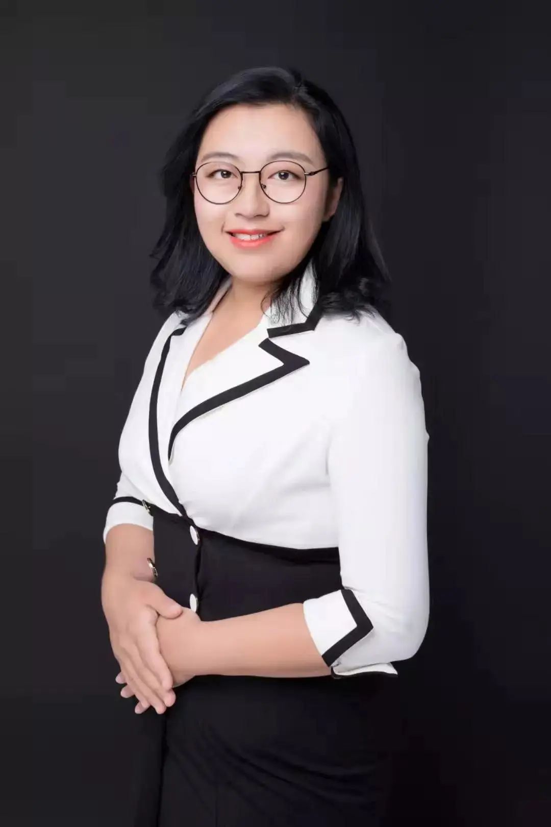 本期主讲人:胡晓珊,天津市家庭教育指导中心讲师,国家高级家庭教育