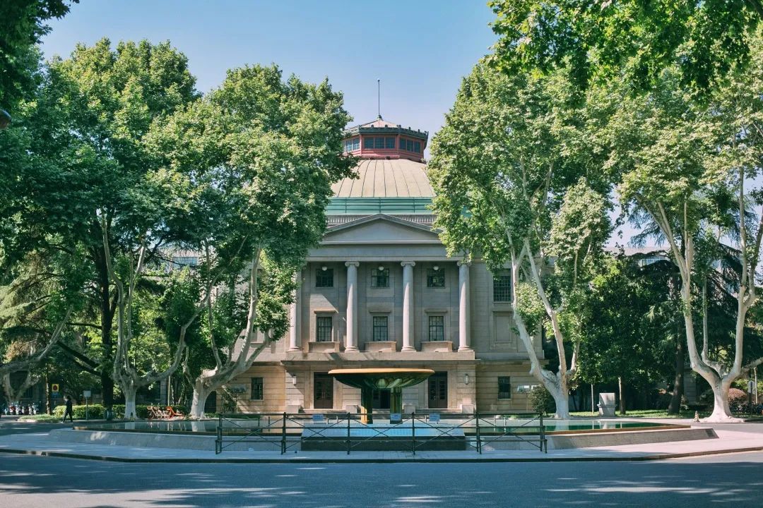 缤纷东大哪抹色彩是你的最爱