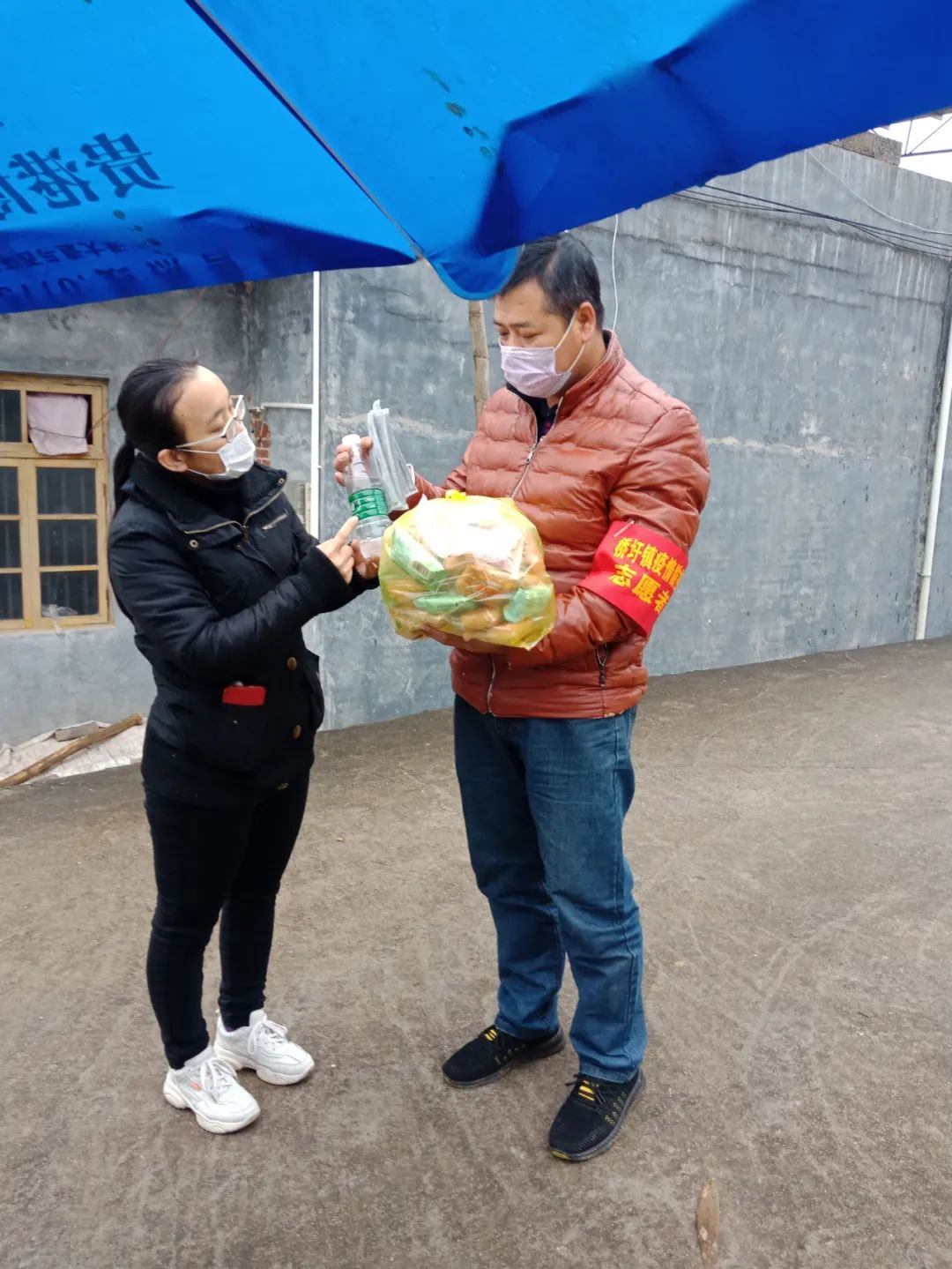 抗疫最美巾帼风采录舍小家为大家疫情当前冲在先港南区妇联四级主任