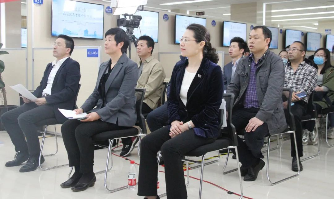 部长,市常任办主任卢红菊,市委组织部副部长,市人力社保局局长柯婉瑛