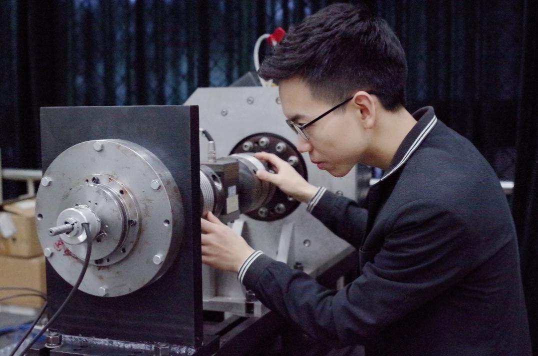 才华横溢的重大机械博士:做得了科研,写得了歌曲!_政务_澎湃新闻-the 