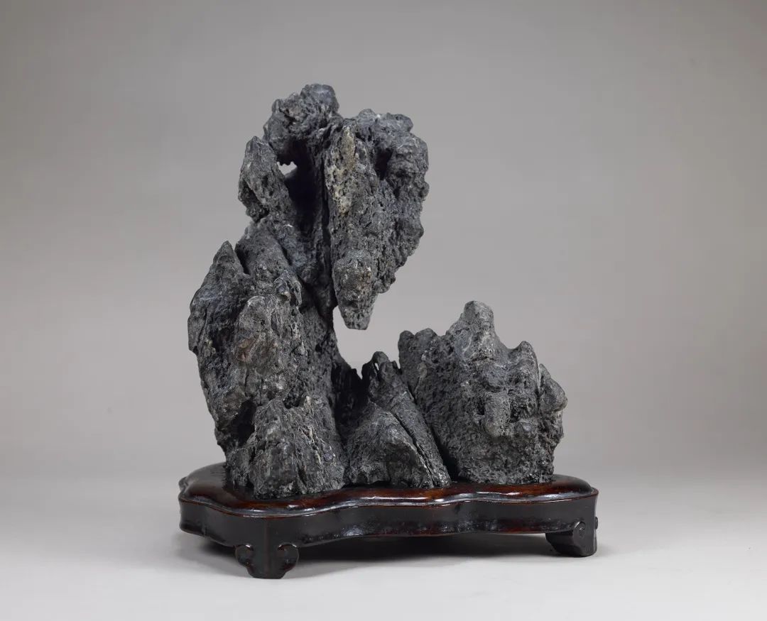 上博又添新展,这些“文房供石”你一定没见过!_澎湃号·政务_澎湃新闻-The Paper