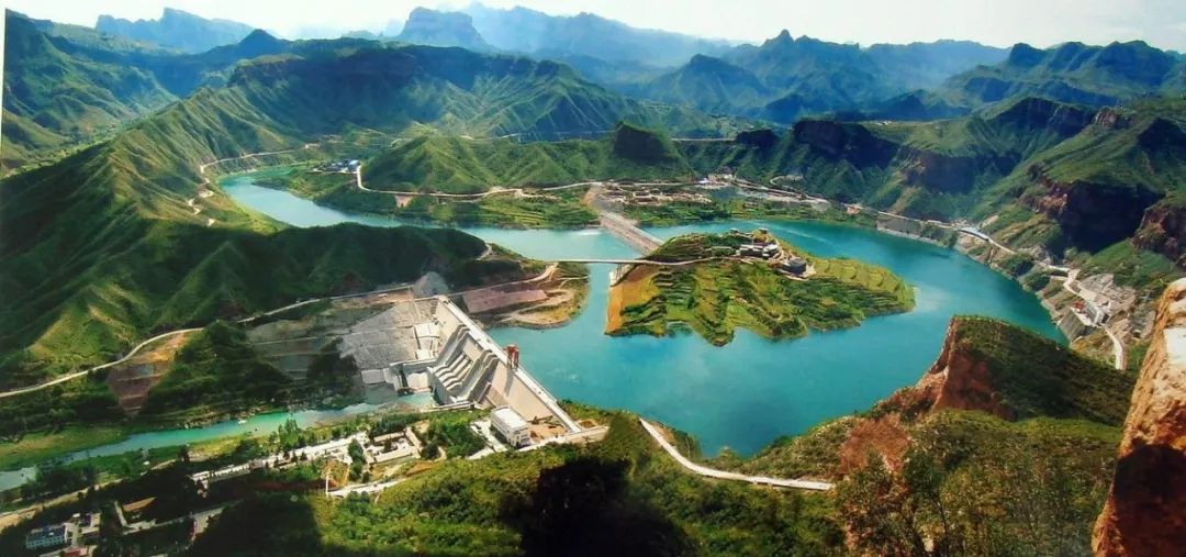 年12月6日河北省重点工程张河湾抽水蓄能电站正式动工兴建张河湾水库