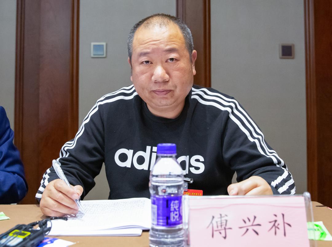 傅兴补代表:改善人居环境 建设美丽乡村5.