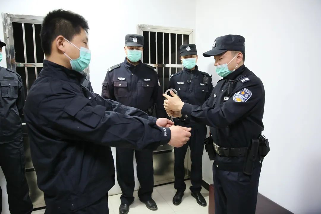 业务强警｜老河口法院司法警务训练开课了！_澎湃号·政务_澎湃新闻-The Paper