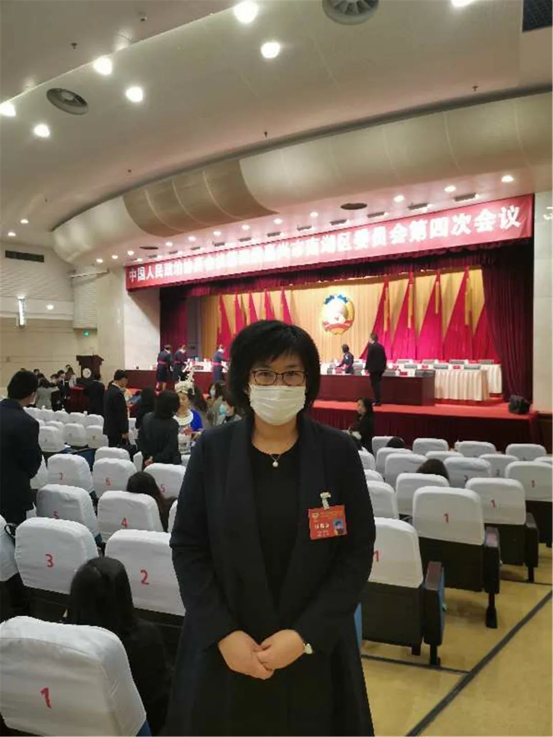 凤桥镇副镇长张志芳